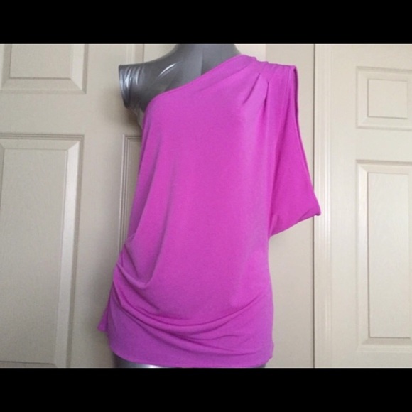 Express One Shoulder Top. Size Large. NWOT - Picture 2 of 7